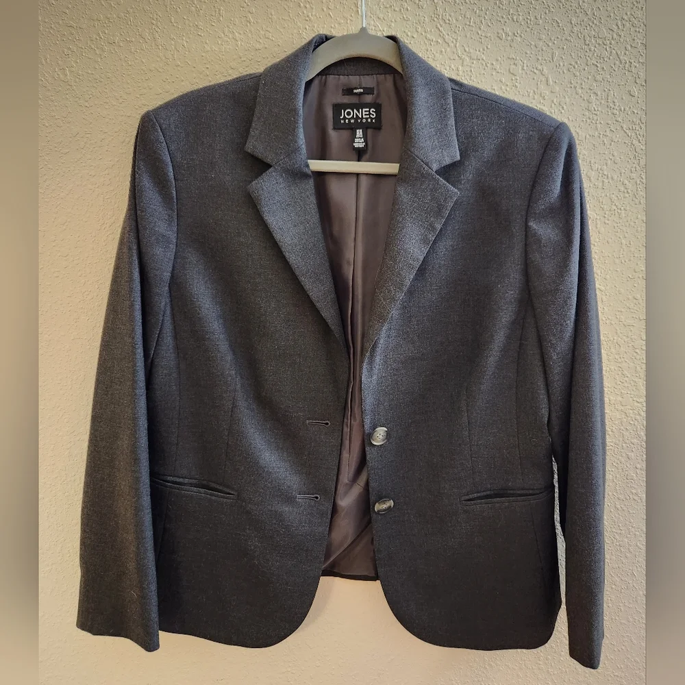Brand New w/o Tags Women's Suit Jacket - Picture 1 of 3